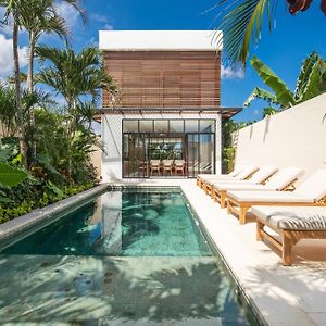 Opulent 6 Bedroom In Canggu, 300M To Caf Del Mar Exterior photo