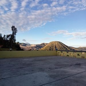 Hotel Tengger Indah Seruni Bromo Probolinggo Exterior photo