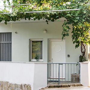 Ferienwohnung Arbor Ktistades Hosting Exterior photo