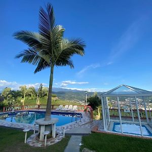 Hotel Campestre Villa Bersabeth Dosquebradas Exterior photo