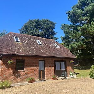 Clock House Cottage Brook  Exterior photo