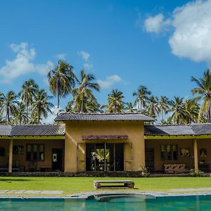 Villa Rivendell Twisted Tree Kurunegala Exterior photo