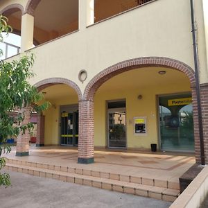 Hotel Casa Tamarindo Piacenza Exterior photo