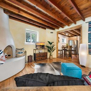 Charming Adobe Revival- An Irvie Home Santa Fe Exterior photo