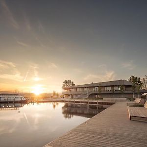 Hotel Neuer Strand Breitenbrunn  Exterior photo