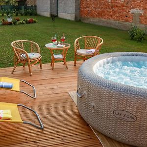 Guest House-Studio Apartman Marina - With Outdoor Jacuzzi And Special Offer For 2 Nights Stay Or More Karlovac Exterior photo