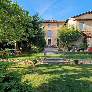 Villa Domaine De Famille Aux Deux Vieux Platanes Saint-Germain-au-Mont-dʼOr Exterior photo