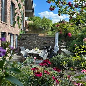 Attraktive Wohnung-Elztalidyll-zwischen Mosel,Nürburgring und Burg Eltz Kollig Exterior photo