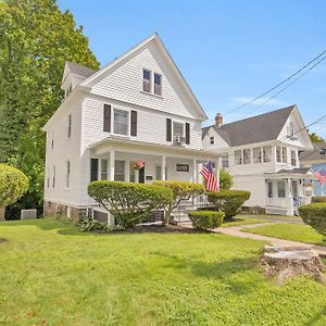 Charming New England Home In West Hartford Center Exterior photo