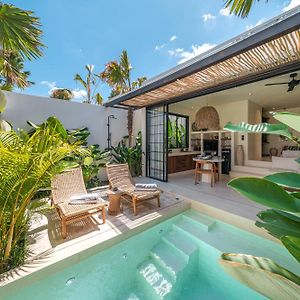 Casa Vera - Delightful 1-Bedroom Villas In The Heart Of Umalas Canggu Exterior photo