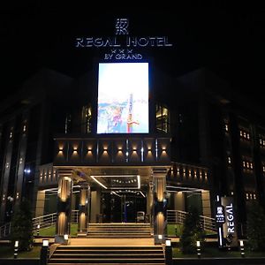 Regal Hotel By Grand Navoiy Exterior photo