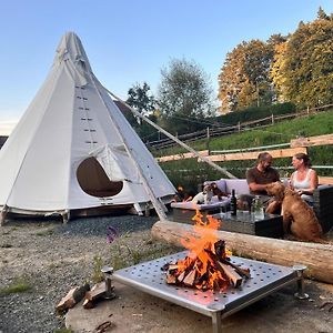 Villa Tipi-Glamping Am Naturgut Kunterbunt Kaindorf  Exterior photo