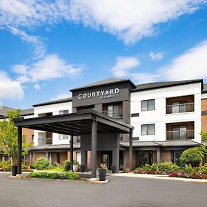 Hotel Courtyard By Marriott Concord Exterior photo