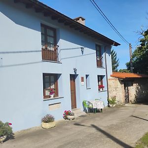 Villa Casa Rural Casa Azul Villahormes Exterior photo