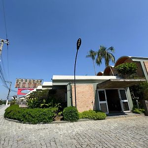 Arcadas Hotel Cacapava Exterior photo