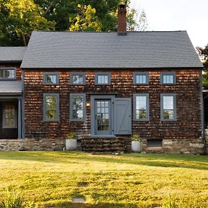 Villa Stylish Rural Sanctuary Perfect For Every Season! East Chatham Exterior photo