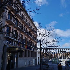 Hotel Ele Acueducto Segovia Exterior photo