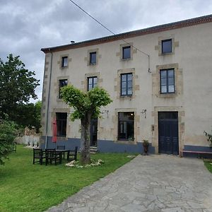 Bed and Breakfast Lit Et Croissants Bertignat Exterior photo