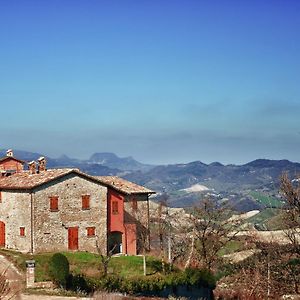 Villa Flat On A Farm With Swimming Pool And Many Activities SantʼAngelo in Vado Exterior photo