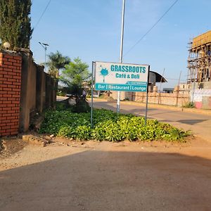 Bed and Breakfast Grassroots Cafe & Deli Masaka Exterior photo