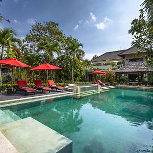 Villa New - Luxury Hideaway W Sauna, Jacuzzi And More Seminyak Exterior photo