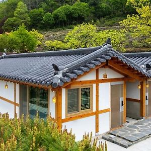 Hotel Hadong Hanok Pension The Better Day Exterior photo