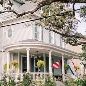 Bed and Breakfast The Sully Mansion New Orleans Exterior photo