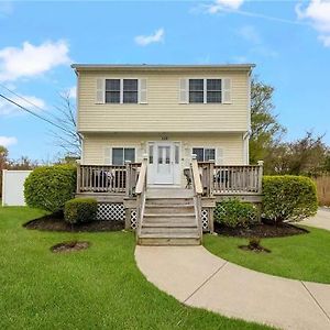 Villa Seaside Serenity - Ocean View Bliss Near Beach Warwick Exterior photo