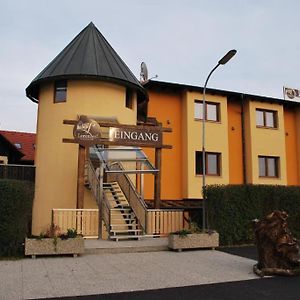 Hotel Lorenzer Schlafstubn Sankt Lorenzen im Murztal Exterior photo