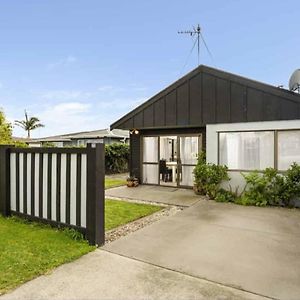 Villa Cutie On Kaniere Mount Maunganui Exterior photo