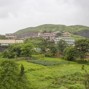 SPOT ON 79966 Hotel Mayur Residency Mumbai Exterior photo