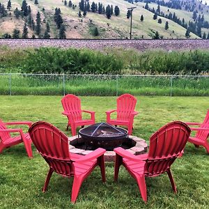 Villa Mountain Views From The Hot Tub Missoula Exterior photo