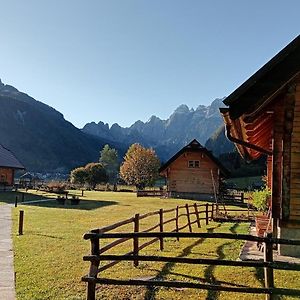 Alpi Giulie Chalets Valbruna Exterior photo