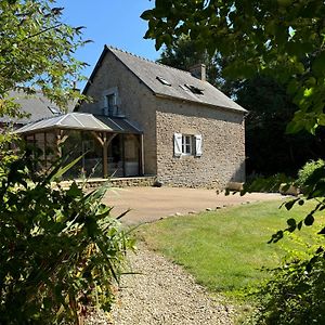 Villa Gite La Maison D'Amelie La Chapelle-Saint-Aubert Exterior photo