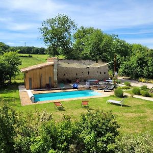 Villa Gite Campagne Famille 15 Pers Piscine Chauffee Jeux Enfants Petanque Saint-Sauvy Exterior photo