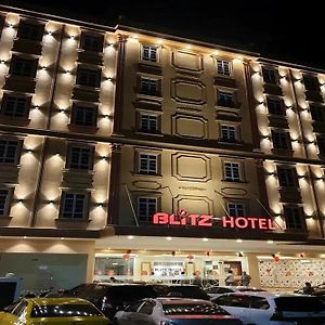 Blitz Hotel Batam Tanjung Uncang Sekupang Exterior photo