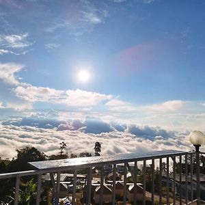 Hotel Tae Khob Fah At Phu Thap Buek Lom Kao Exterior photo