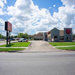 Regency Inn&Suites Bay City Exterior photo