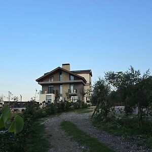 Hotel Toska Farm Meci Exterior photo