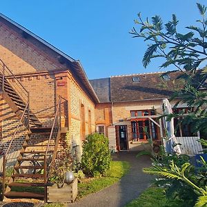 Bed and Breakfast Chambre D'Hotes Maison Sainte-Suzanne Nouan-le-Fuzelier Exterior photo