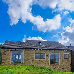 Villa Hartcliffe Retreat Penistone Exterior photo