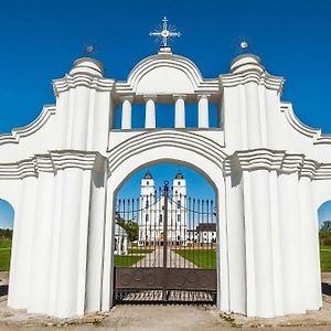 Villa Idilliska Latgaliesu Lauku Maja Ar Melno Pirti Aglona Exterior photo