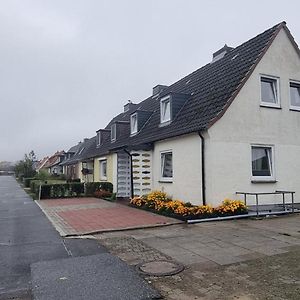 Ferienwohnung Ninua - Free Wi-Fi - Free Parking - Hemmingstedt - Heide -10Km Nordsee Exterior photo