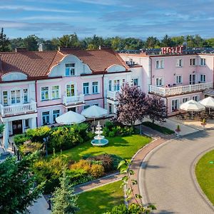 Hotel Arkadia Royal Warschau Exterior photo