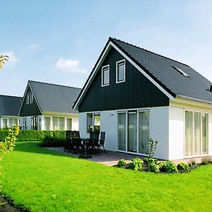 Detached Villa With Washing Machine, Around A Lake Area Gasselternijveen Exterior photo