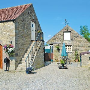 Villa Highfield Barn Coulton Exterior photo