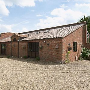 Villa St Andrew'S Barn Necton Exterior photo