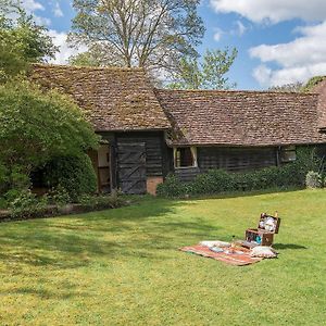 Villa Pheasants Hill Old Byre Hambleden Exterior photo