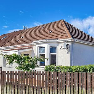 Villa Kirklea Wishaw  Exterior photo