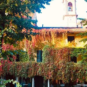 Bed and Breakfast Palazzo Sismonda Corneliano d'Alba Exterior photo